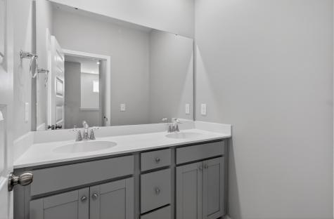 202 Narrowleaf Avenue Summerville SC 29485