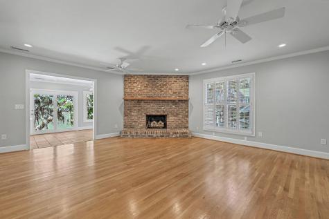 657 N Stiles Drive Charleston SC 29412