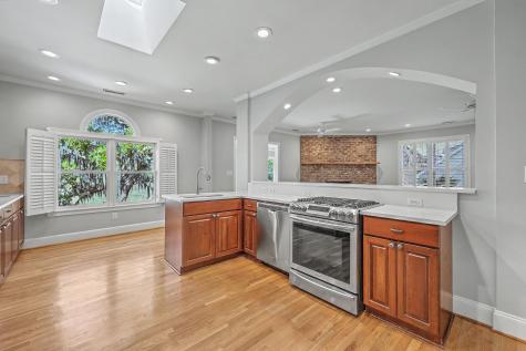 657 N Stiles Drive Charleston SC 29412