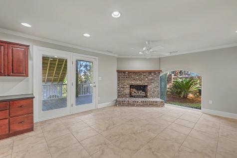657 N Stiles Drive Charleston SC 29412