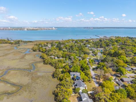 657 N Stiles Drive Charleston SC 29412