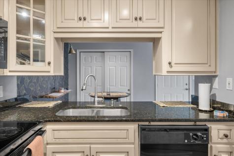 188 Midland Parkway Summerville SC 29485