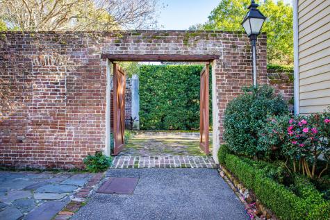 69 Church Street Charleston SC 29401