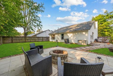 8313 Whitehaven Drive North Charleston SC 29420
