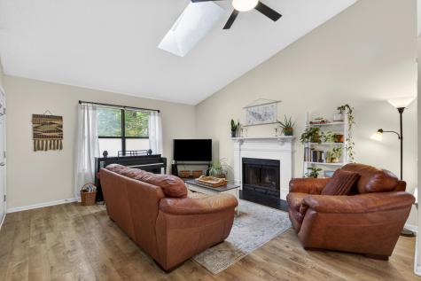 8313 Whitehaven Drive North Charleston SC 29420