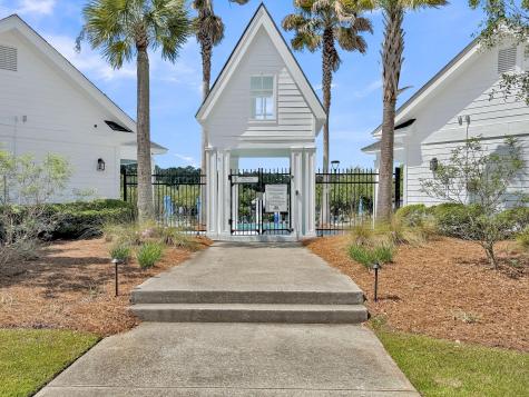 2286 Sandy Point Lane Mount Pleasant SC 29466