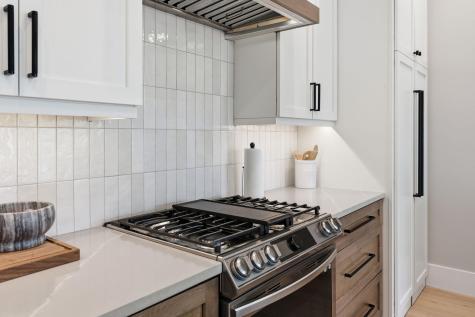1550 N Avalon Circle Charleston SC 29407