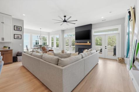 1550 N Avalon Circle Charleston SC 29407