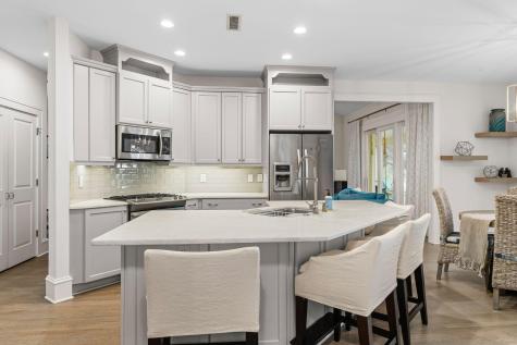 823 Colony Drive Charleston SC 29407