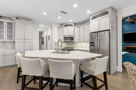 823 Colony Drive Charleston SC 29407