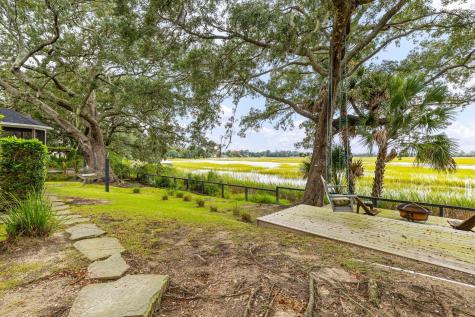 823 Colony Drive Charleston SC 29407