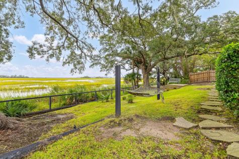 823 Colony Drive Charleston SC 29407