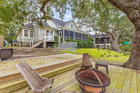 823 Colony Drive Charleston SC 29407