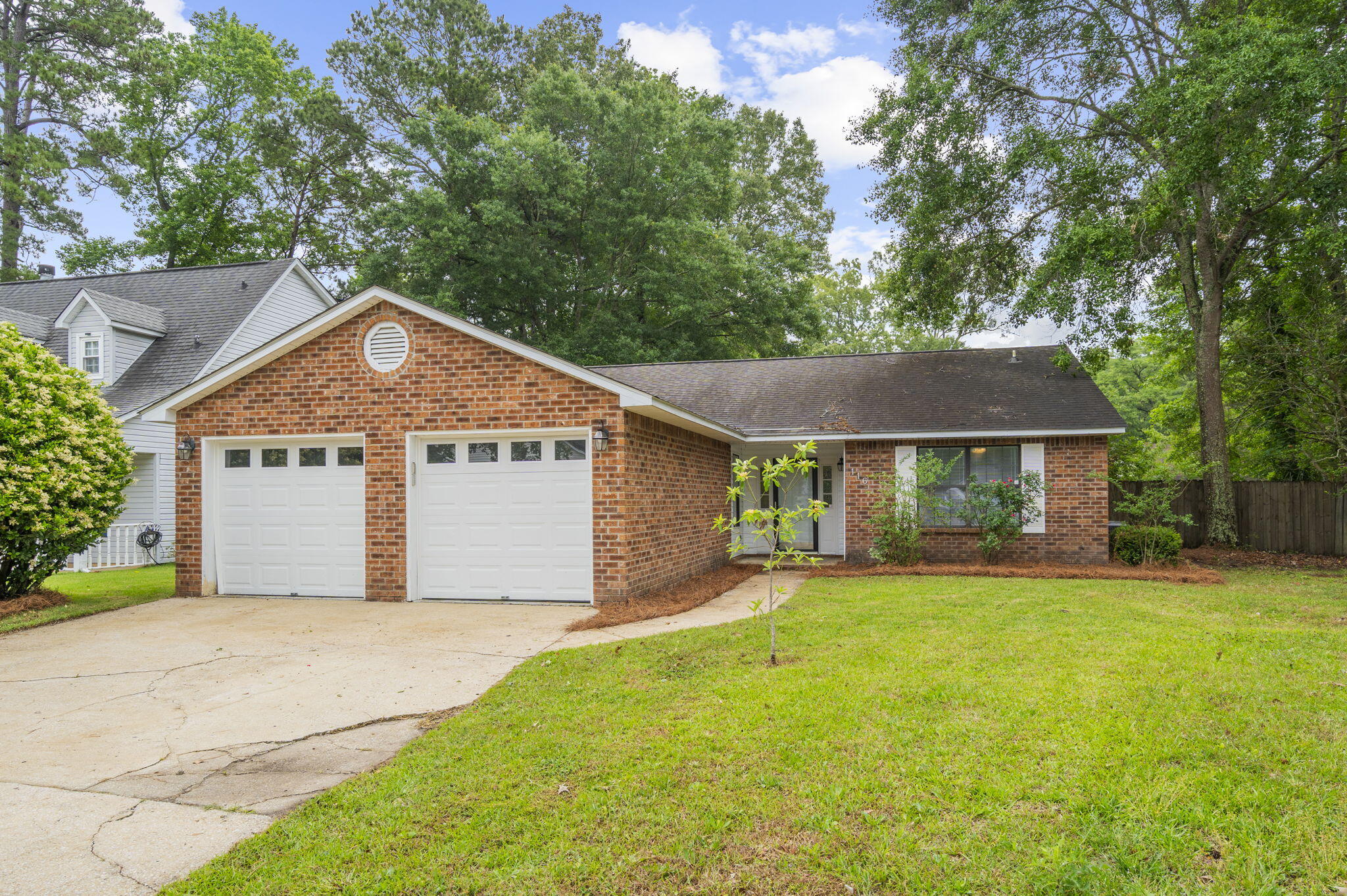 116 Lancelot Hall Charleston SC 29418