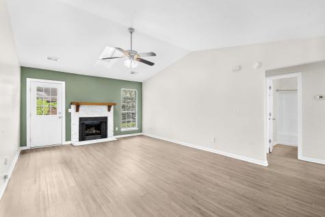 116 Lancelot Hall Charleston SC 29418