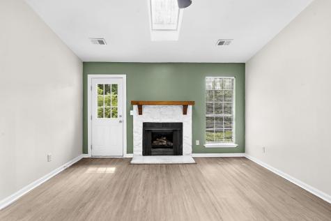 116 Lancelot Hall Charleston SC 29418