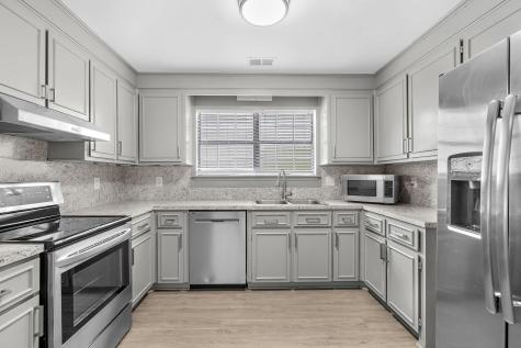 116 Lancelot Hall Charleston SC 29418
