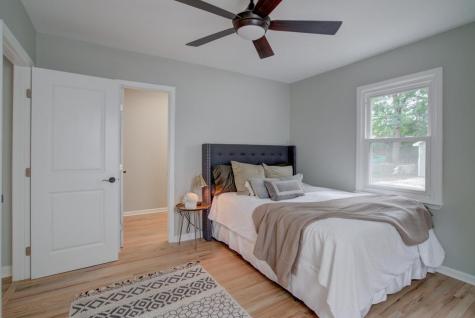 4527 Holly Street North Charleston SC 29405