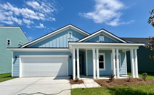 Ravenel SC, 3089 Macaron Court