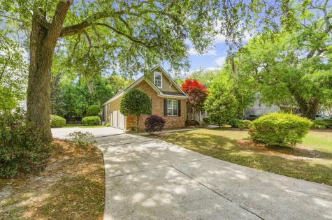 1004 Crooked Oak Road Summerville SC 29485