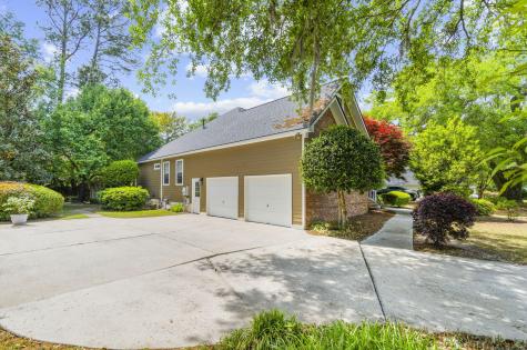 1004 Crooked Oak Road Summerville SC 29485