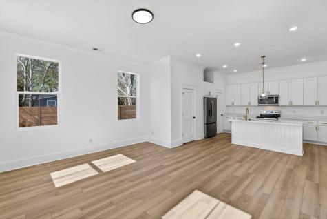 111 Kenneth Lane Summerville SC 29486