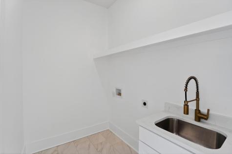 111 Kenneth Lane Summerville SC 29486