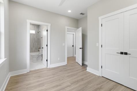 1924 Redwood Street North Charleston SC 29405