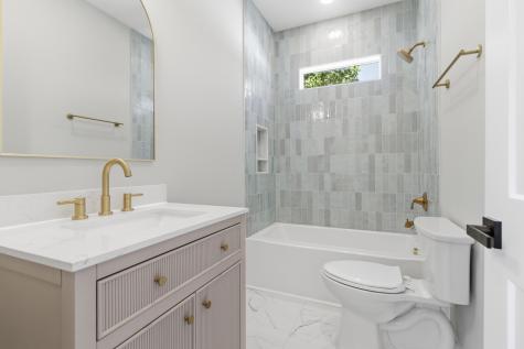 1924 Redwood Street North Charleston SC 29405