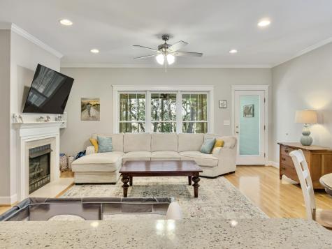 161 Etiwan Pointe Drive Mount Pleasant SC 29464