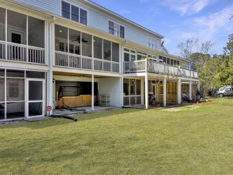 161 Etiwan Pointe Drive Mount Pleasant SC 29464