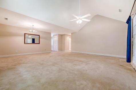 9117 Woodcreek Court North Charleston SC 29406