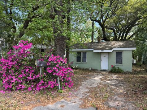 1929 Kerry Street North Charleston SC 29406