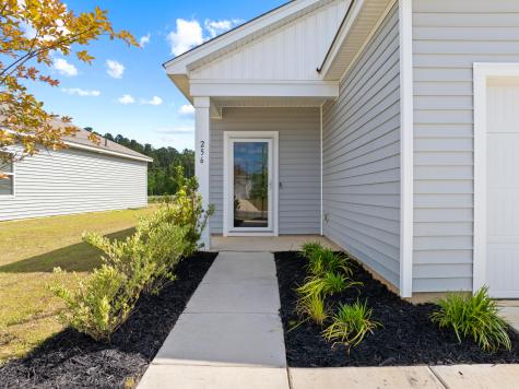 256 Phoenix Drive Summerville SC 29486