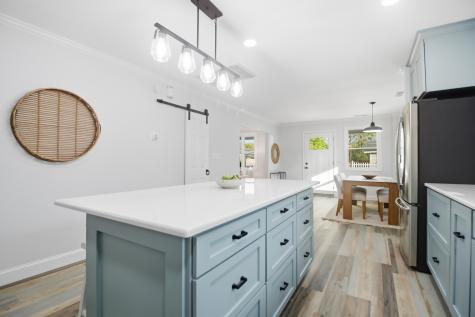 921 Hillsboro Drive Charleston SC 29407