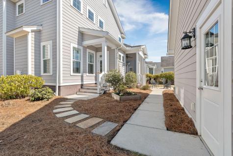 3998 Capensis Lane Ravenel SC 29470