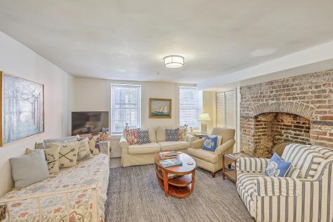 11 George Street Charleston SC 29401