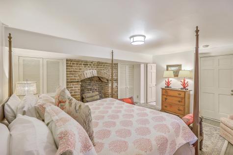 11 George Street Charleston SC 29401