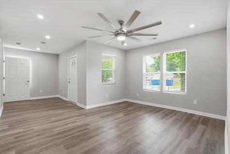 2711 Saratoga Road North Charleston SC 29405