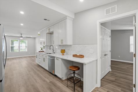 2711 Saratoga Road North Charleston SC 29405