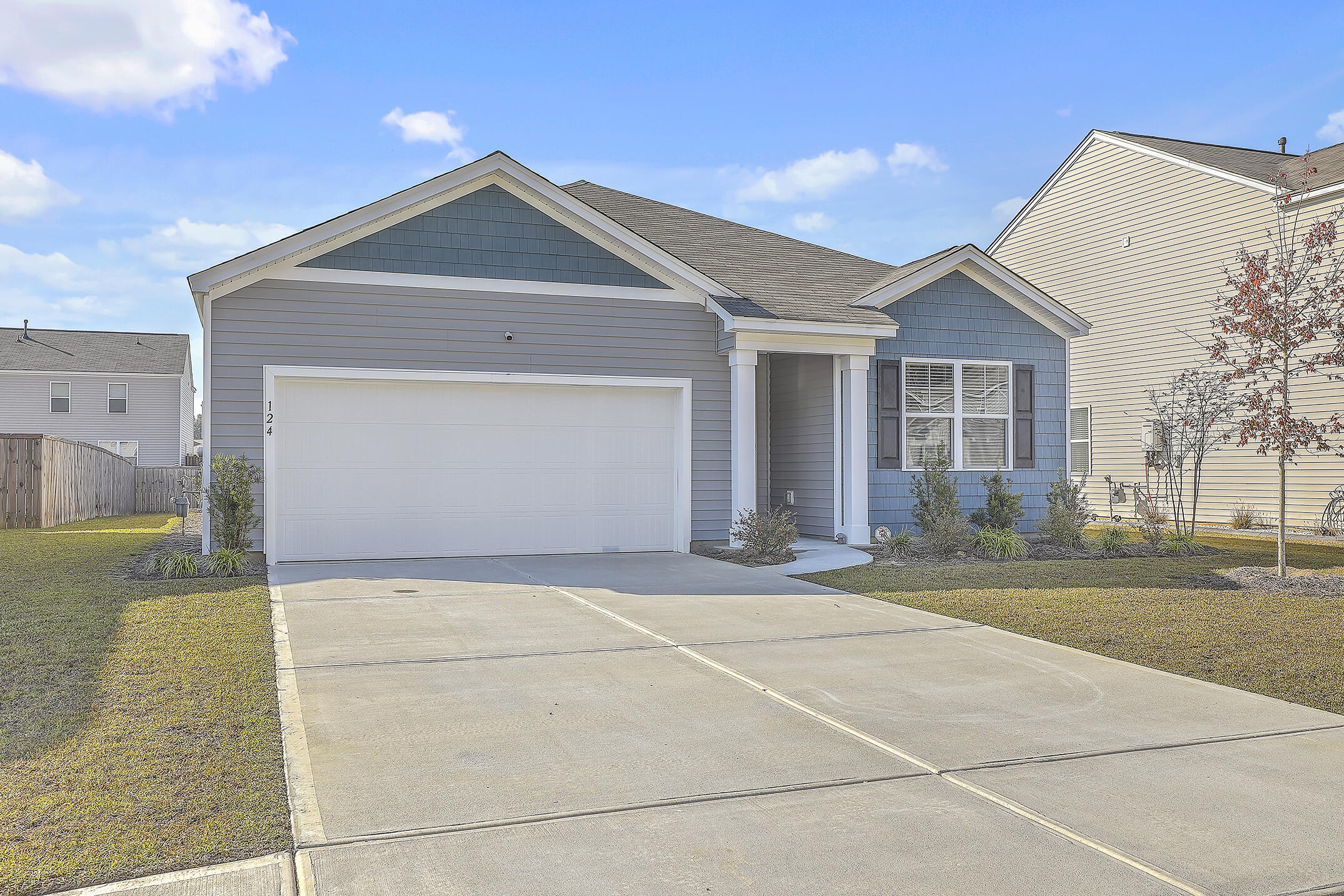 124 Lagoona Drive Summerville SC 29483