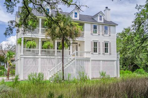 112 Middle Street Mount Pleasant SC 29464