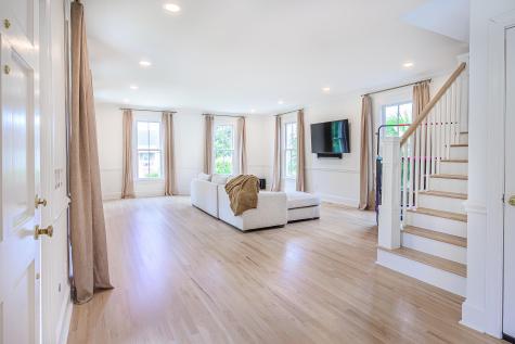 112 Middle Street Mount Pleasant SC 29464