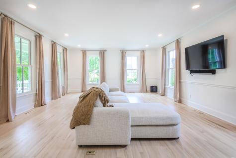112 Middle Street Mount Pleasant SC 29464