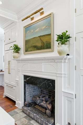 7 Lowndes Street Charleston SC 29401