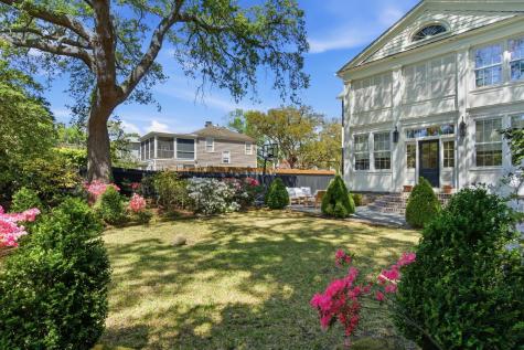 7 Lowndes Street Charleston SC 29401