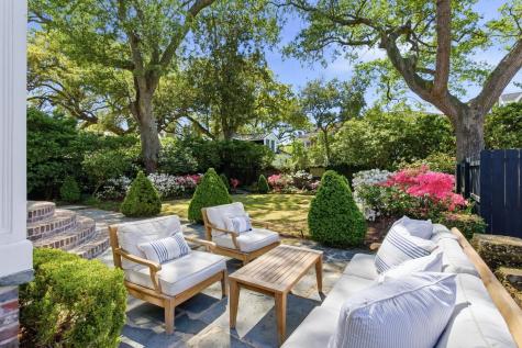 7 Lowndes Street Charleston SC 29401