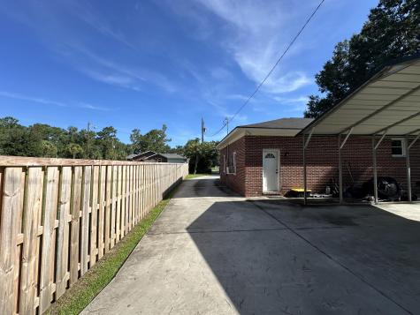 1745 Central Avenue Summerville SC 29483