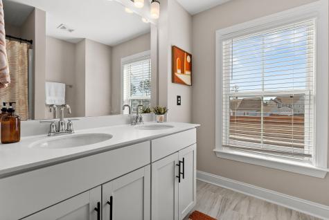 711 Yellow Leaf Lane Summerville SC 29486