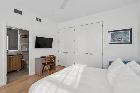 55 Ashley Avenue Charleston SC 29401